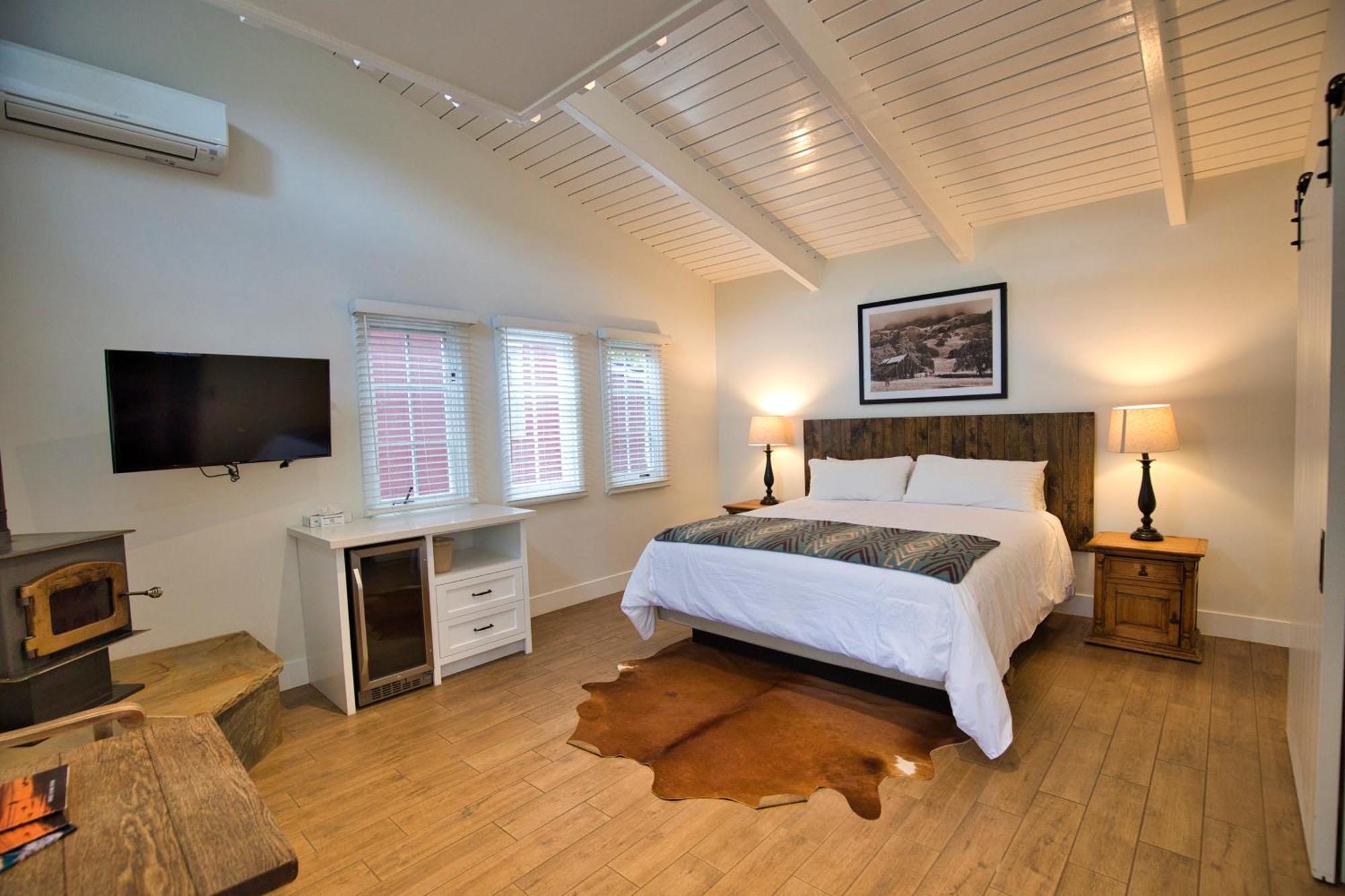 Circle Bar B Guest Ranch Hotel Capitan Bagian luar foto